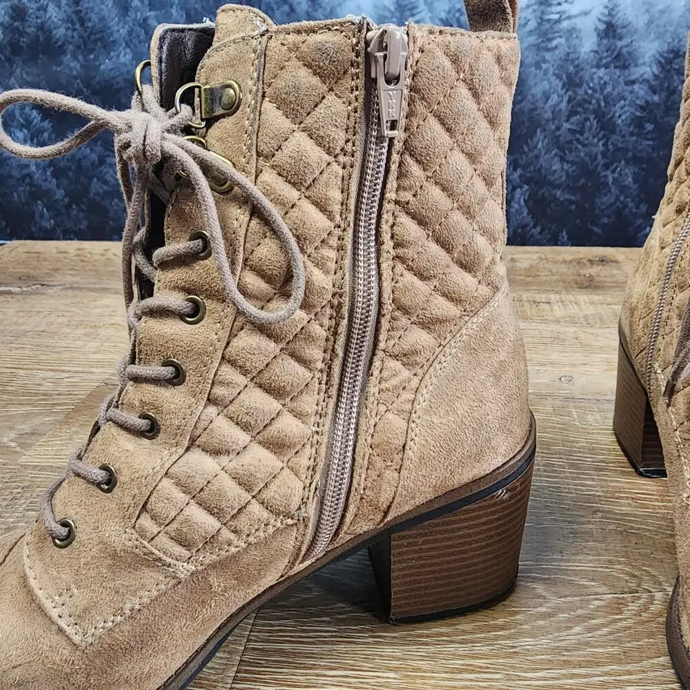 White Mountain Quilted Dorsett Lace-Up Heeled Bootie | Women's 10M